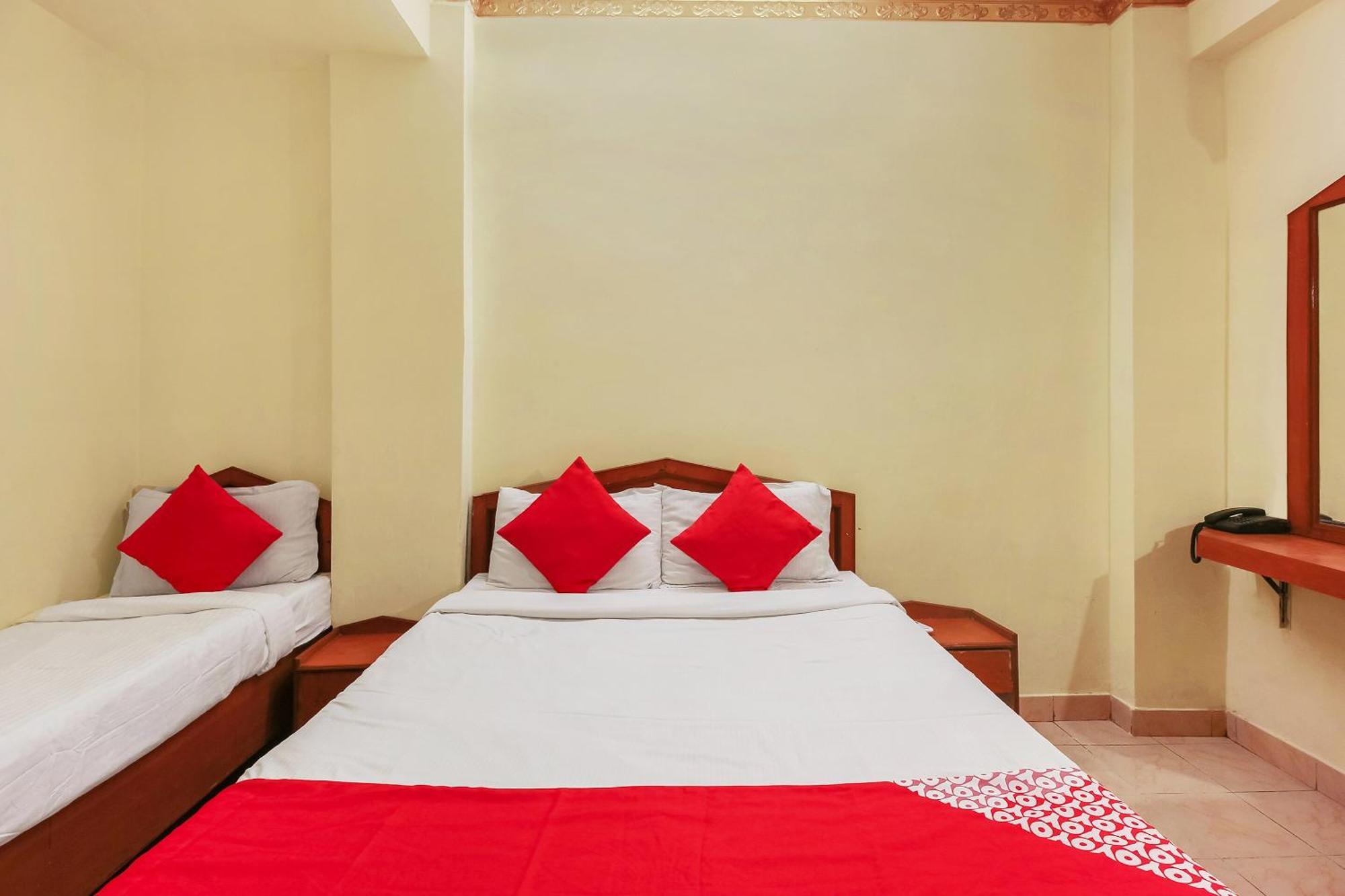 Hotel O Prince Residency Lālāguda Kültér fotó